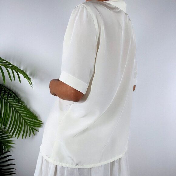 Women's Vintage White Cottagecore Classy Short Sleeve Button Up Blouse / S - Picture 2 of 6